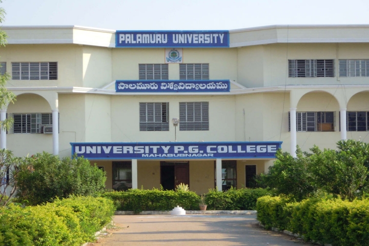 https://cache.careers360.mobi/media/colleges/social-media/media-gallery/922/2019/7/4/University PG Campus view of Palamuru University Mahboobnagar_Campus-view.jpg